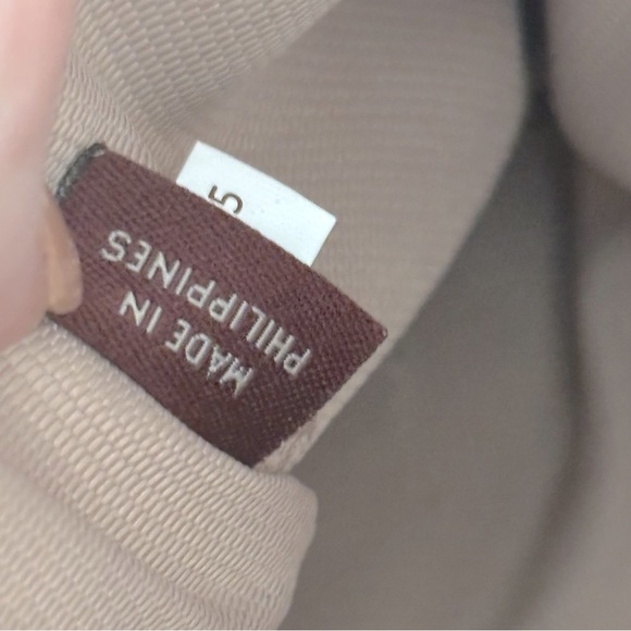 COACH Small Kitt Carryall in Crossgrain Leather Style 34563 - Picture 13 of 15